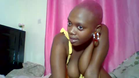 pinkdomina01 online show from 28, 6, 2026