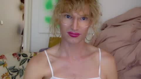 Snapshot of pinkfag chatting on 17, 1, 2025 pinkfag online show from 17, 1, 2025