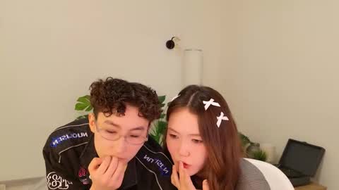 Li long hair and Rude short hair online show from 26, 3, 2026