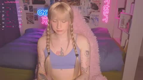 Snapshot of pinkvenom_ chatting on 30, 9, 2025 pinkvenom_ online show from 30, 9, 2025