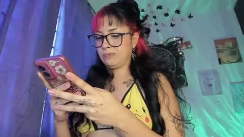 pinky_promiseex online show from 13, 1, 2026