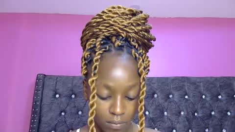 pinky online show from 3, 2, 2025