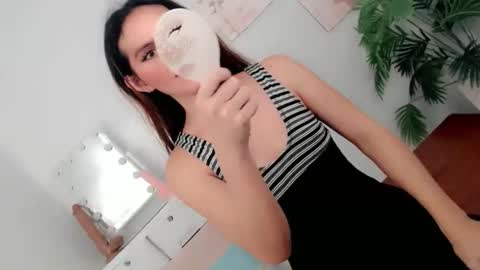 pinky_web03 online show from 22, 11, 2025