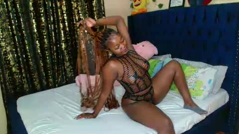 Pinky online show from 4, 2, 2025