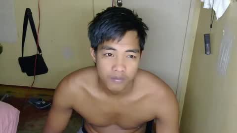 Snapshot of pinoy_brix chatting on 2, 7, 2026 pinoy_brix online show from 2, 7, 2026