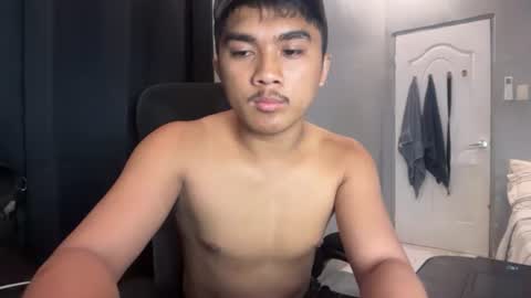 Snapshot of pinoyadriannexxx chatting on 23, 7, 2026 Adrianne online show from 23, 7, 2026