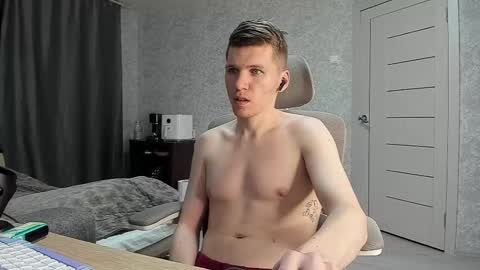 Snapshot of pirremeow chatting on 9, 3, 2026 Pierre online show from 9, 3, 2026