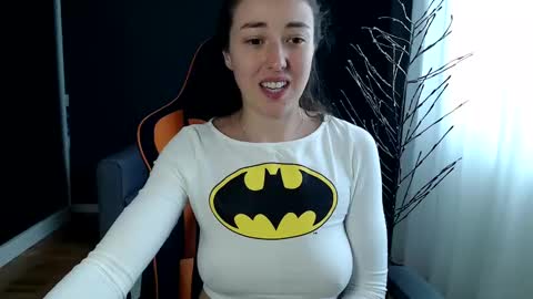 piscesgirl06 online show from 21, 1, 2025