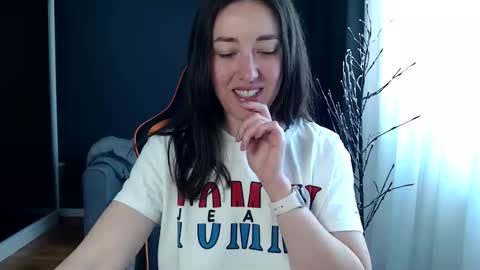 piscesgirl06 online show from 20, 4, 2026