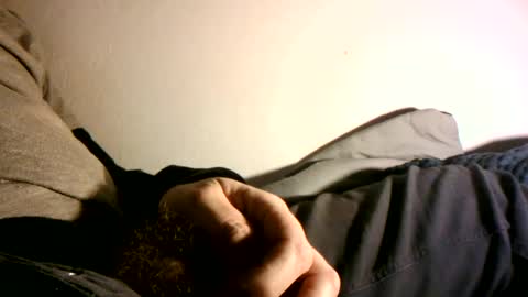 pisellonelargo online show from 9, 2, 2025