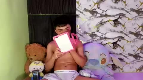 Snapshot of pixie_hugecock chatting on 21, 6, 2026 jay online show from 21, 6, 2026