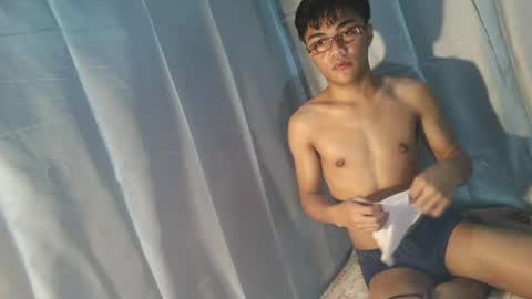 Snapshot of pixie_hugecock chatting on 13, 7, 2026 jay online show from 13, 7, 2026