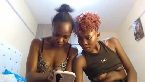 Snapshot of pixie_p chatting on 9, 10, 2025 Pixie online show from 9, 10, 2025