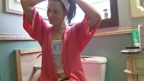 PixieLuxXx online show from 6, 4, 2026