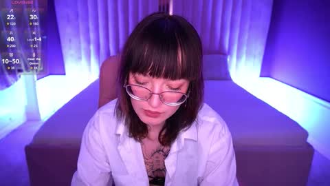 Snapshot of pixiepeachh chatting on 13, 11, 2025 pixiepeachh online show from 13, 11, 2025