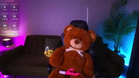 Snapshot of pixiepeachh chatting on 17, 12, 2025 pixiepeachh online show from 17, 12, 2025