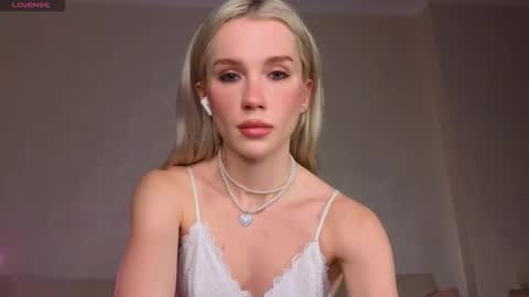 Emmy and Edward online show from 11, 1, 2026