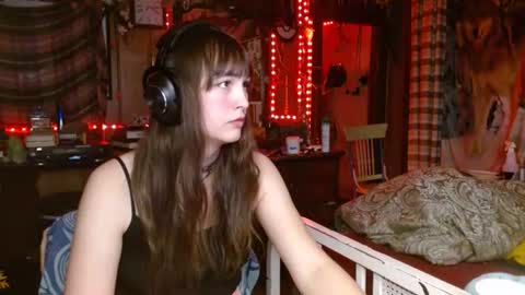 Izzy online show from 23, 2, 2026