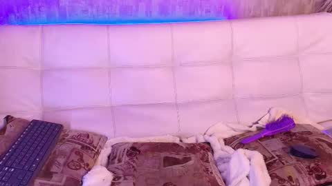 cris online show from 4, 3, 2026