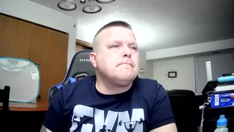 Snapshot of pkgotnos1 chatting on 4, 2, 2026 pkgotnos1 online show from 4, 2, 2026