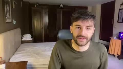 placebo14 online show from 8, 3, 2025