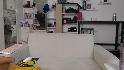 Snapshot of plasticgirll chatting on 1, 2, 2025 plasticgirll online show from 1, 2, 2025