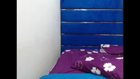 Playfuldollx online show from 12, 9, 2025