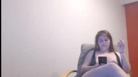 Snapshot of playfulsamira chatting on 18, 4, 2026 PlayfulSamira online show from 18, 4, 2026