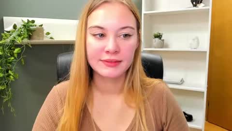 Snapshot of playgirl_valeria chatting on 12, 1, 2025 Valeria online show from 12, 1, 2025
