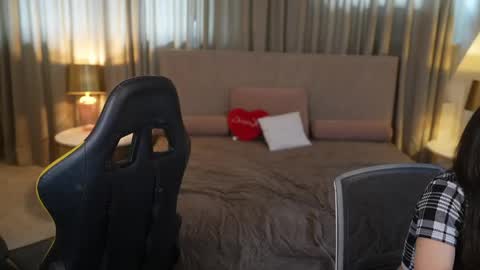 Lana online show from 15, 4, 2026