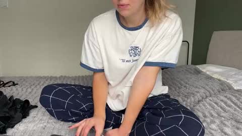 call me Sara  my ONLYFANS  online show from 17, 10, 2025