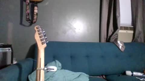 pleasantdinosaurus7537 online show from 11, 11, 2025