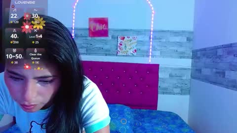 Snapshot of pleassing_neighbour chatting on 10, 9, 2025 Zalome online show from 10, 9, 2025