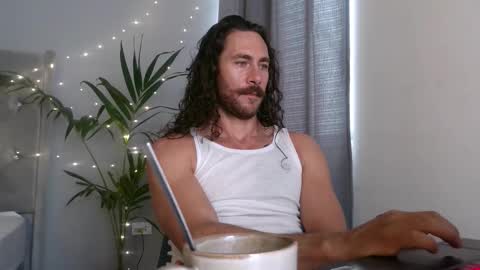 pleasure online show from 24, 11, 2025