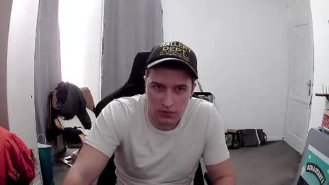 plkrisztian online show from 16, 4, 2026