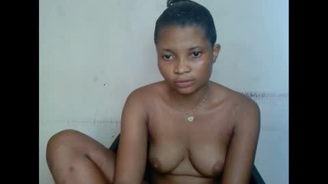 plumnjuicyx online show from 16, 2, 2025