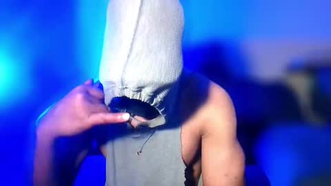 StraightPlush online show from 9, 9, 2025