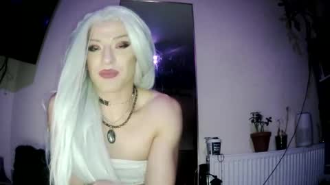 Pluto pullin online show from 2, 11, 2025