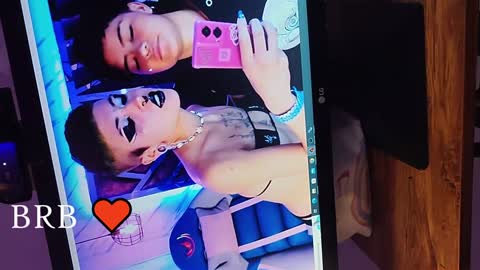   online show from 16, 12, 2024