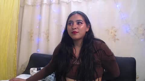 Snapshot of pocahontas_hall chatting on 14, 12, 2024 Lily online show from 14, 12, 2024