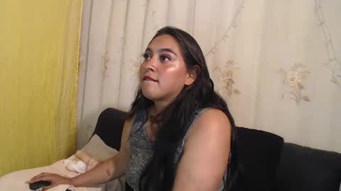 Snapshot of pocahontas_hall chatting on 15, 12, 2024 Lily online show from 15, 12, 2024