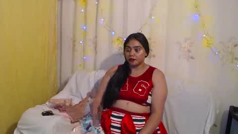 Snapshot of pocahontas_hall chatting on 27, 12, 2024 Lily online show from 27, 12, 2024