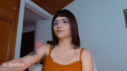 Snapshot of poeeticaa_ chatting on 23, 1, 2025 IG ipoetica online show from 23, 1, 2025