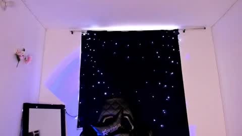 Willow                      Hours 12pm to 630pm Colombian time FRIDAY AND SUNDAY FREE DAYS online show from 10, 2, 2025