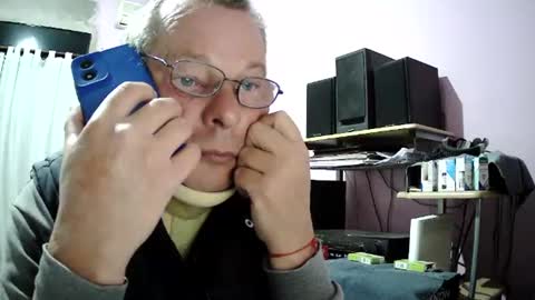 Snapshot of pol22010 chatting on 15, 5, 2026 Polako online show from 15, 5, 2026