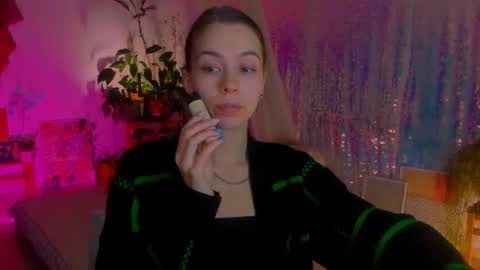 Snapshot of poli__ chatting on 9, 2, 2025 Martha online show from 9, 2, 2025