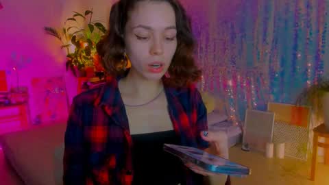 Snapshot of poli__ chatting on 25, 2, 2025 Martha online show from 25, 2, 2025