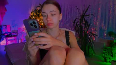 Snapshot of poli__ chatting on 21, 9, 2025 Martha online show from 21, 9, 2025