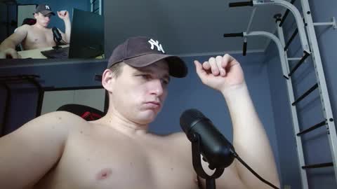 Snapshot of poliglotjoe2 chatting on 12, 1, 2026 Poliglotjoe2 online show from 12, 1, 2026