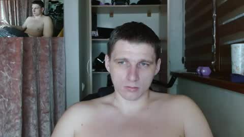 Poliglotjoe2 online show from 8, 5, 2026